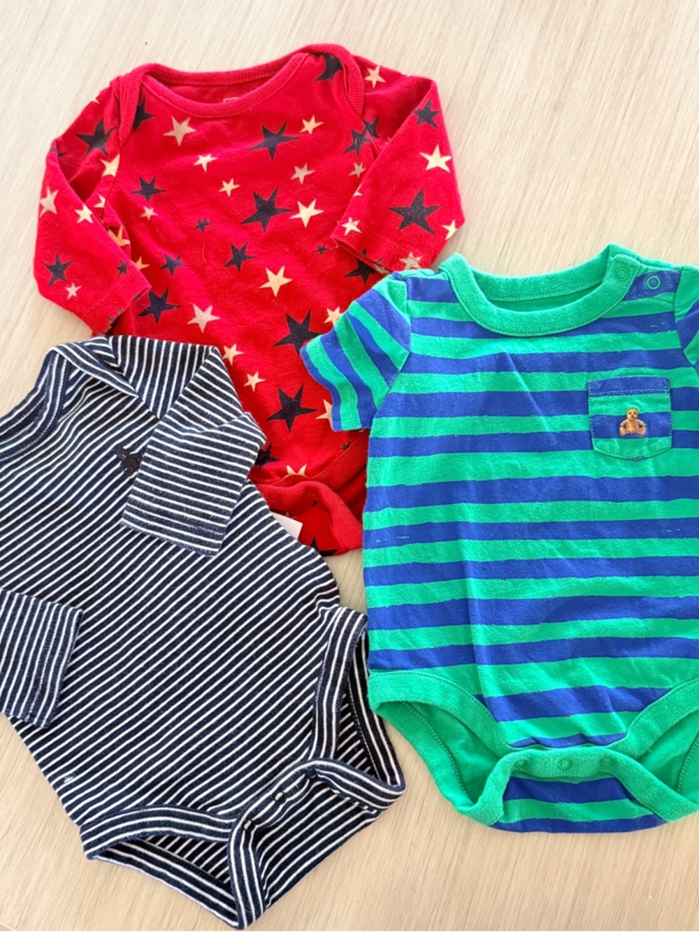 0-3M babyGAP bodysuits bundle